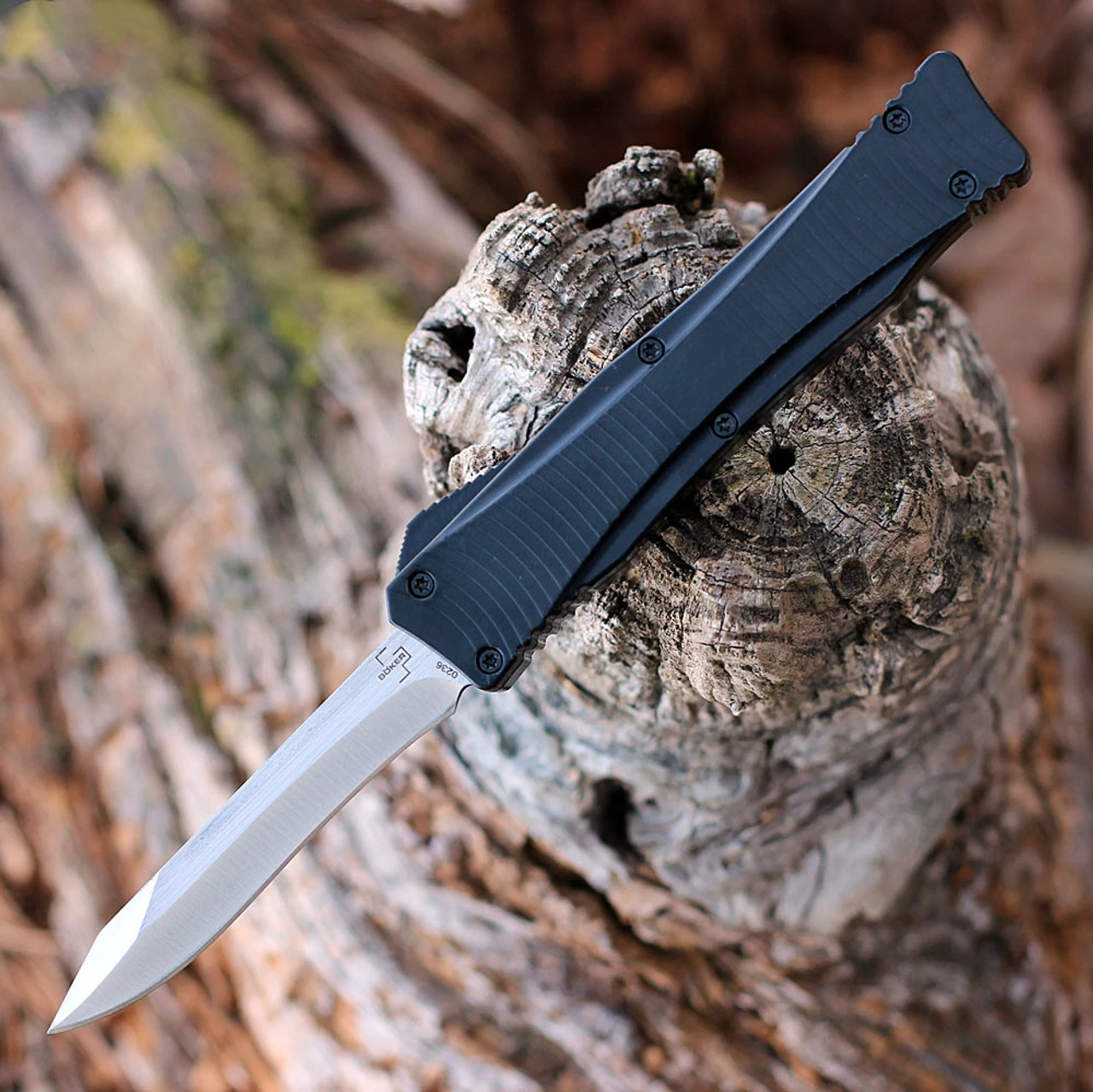 Boker Plus Falcon 2.0 OTF Automatic Blk Alum (3.4" D2 Satin Recurve) 06EX245 3 Boker Plus Falcon 2.0 OTF Automatic Blk Alum (3.4" D2 Satin Recurve) 06EX245